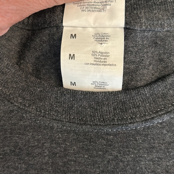 NWOT medium Stand Strong Fight The Good Fight of Faith graphic t-shirt - Picture 3 of 5